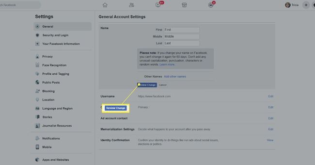 Кнопка просмотра изменений в настройках имени Facebook
