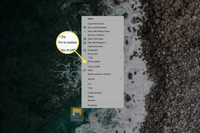 Připnout na hlavní panel zvýrazněný v kontextové nabídce Windows 11 po kliknutí pravým tlačítkem.
