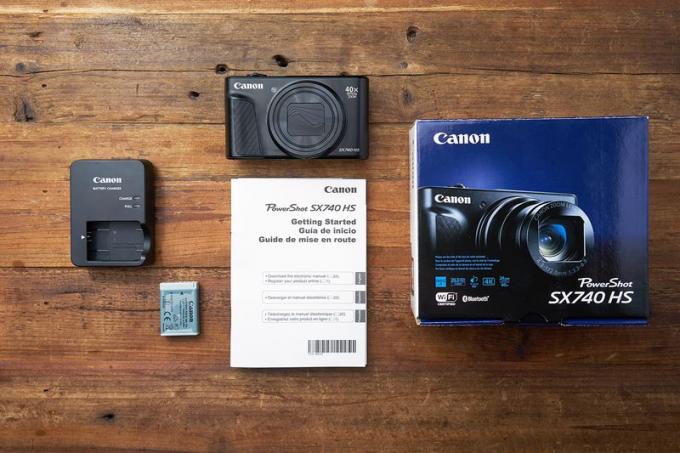 Canon PowerShot SX740 HS