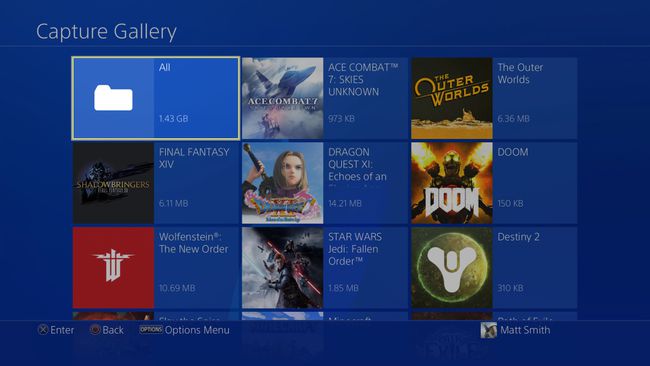 PlayStation 4 Capture Gallery გახსნილია ყველა საქაღალდე არჩეული.