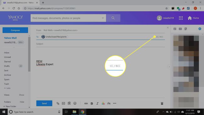 Um e-mail em branco no Yahoo Mail com o botão CCBCC destacado