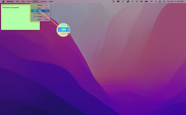 تغيير لون الملاحظة إلى اللون الأخضر في Mac Stickies.