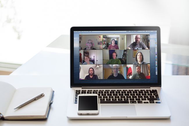 Zoom-Videokonferenz auf dem Macbook Pro