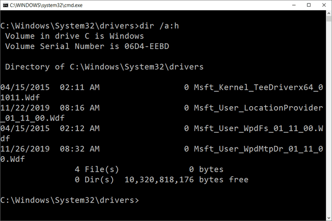 File tersembunyi di Command Prompt