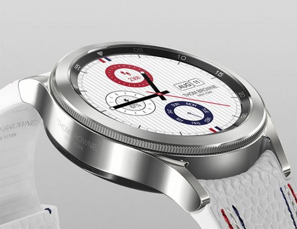 Часы Galaxy Watch 4 Classic от Thom Browne Limited Edition