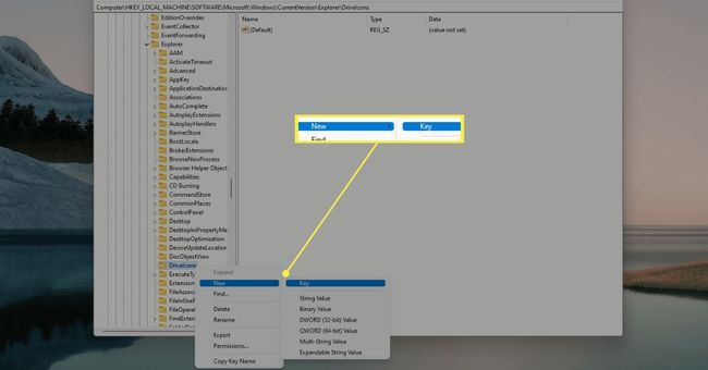 DriveIcons nov ključ v urejevalniku registra za Windows 11