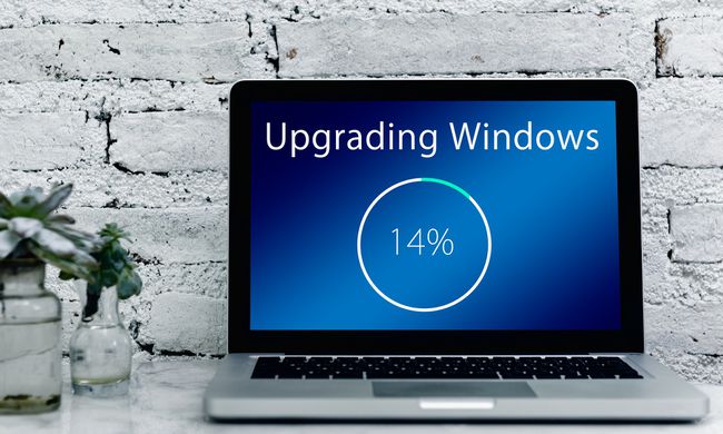 Windows atnaujinimas nešiojamajame kompiuteryje