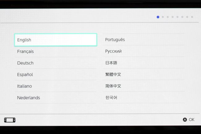 Nintendo Switch OLED 설정 언어 선택 화면.