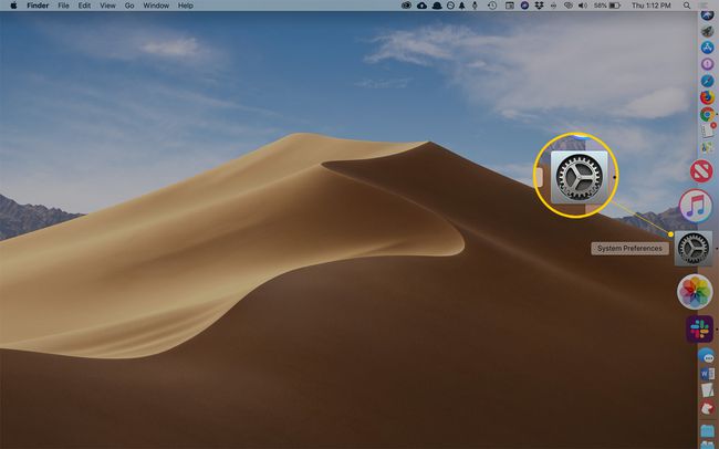 Ikona Sistemske nastavitve v priklopni postaji macOS