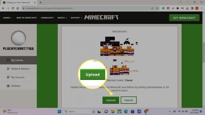 Minecraft.net で強調表示されている [アップロード] ボタン。