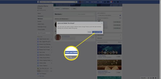 Opuszczanie i usuwanie grupy na Facebooku.