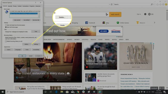 La pantalla Eliminar historial en IE con el botón Eliminar resaltado