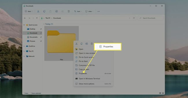 Faceți clic dreapta pe meniul folderului în Windows 11