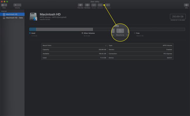 زر الاستعادة في Disk Utility