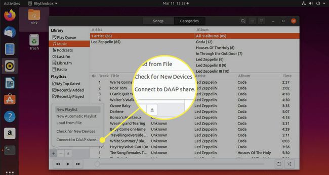 Снимок экрана Rhythmbox с выделенной командой Connect to DAAP Share