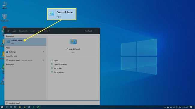 Procurando o aplicativo Painel de Controle no Windows 10.