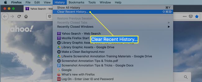 [最近の履歴をクリア]が強調表示されたFirefoxの履歴メニュー