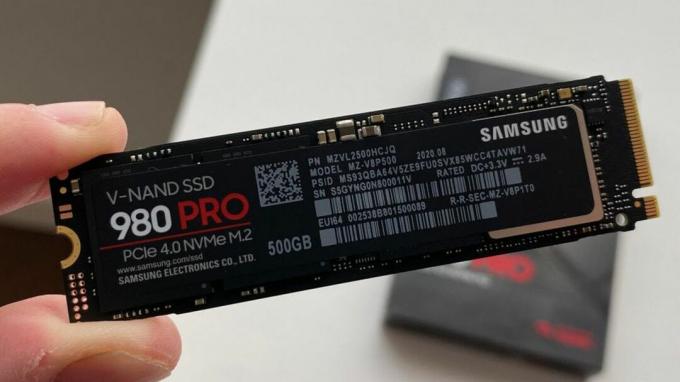 Твердотельный накопитель Samsung 980 Pro емкостью 1 ТБ