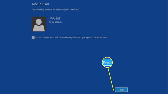 Zaškrtněte políčko vedle Je toto dětský účet? pokud chcete povolit funkci Windows Family Safety, vyberte Dokončit.