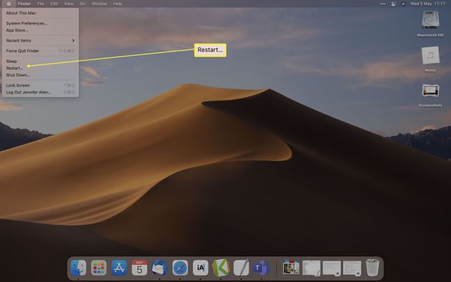 Appleメニューで再起動が強調表示されたMacOSデスクトップ