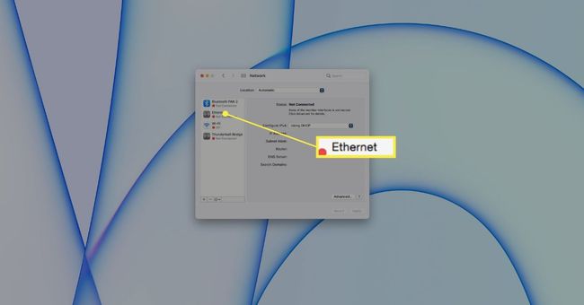 Ethernet en la configuración de red de Mac.