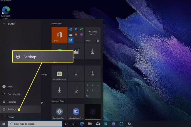 Avaneb Windows 10 menüü Start, kus on valitud sätted.