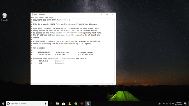 Arquivo Hosts aberto no Bloco de Notas do Windows 10