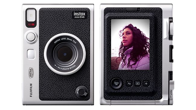 Nowy aparat Instax Mini Evo firmy Fujifilm