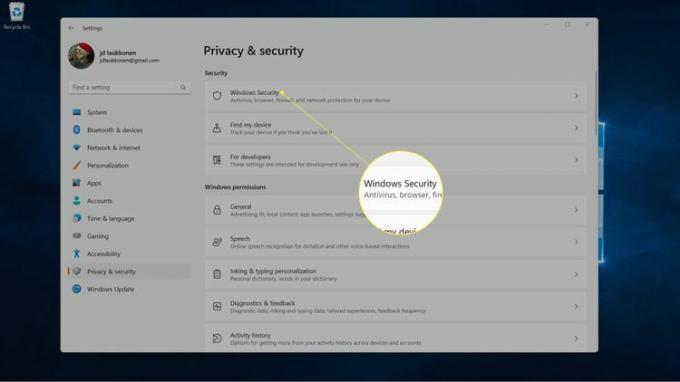 Windows-sikkerhet uthevet i Windows 11 Personvern og sikkerhet.