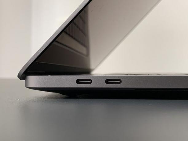 Divi USB C porti Apple MacBook Air