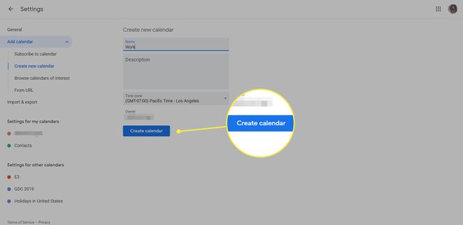 หน้าจอสร้างปฏิทินใหม่ใน Google ปฏิทิน ปุ่มสร้างปฏิทินถูกเน้น
