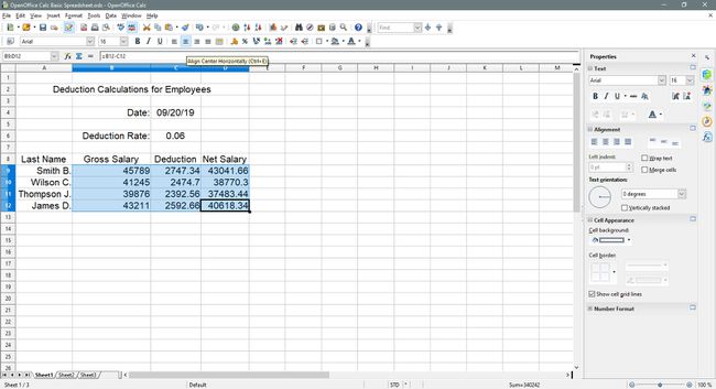 Cellen worden horizontaal gecentreerd uitgelijnd in OpenOffice Calc.