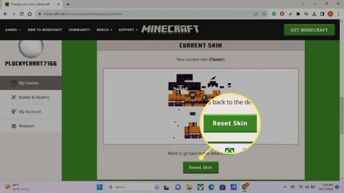 Minecraft.net で強調表示されている [スキンのリセット] ボタン。