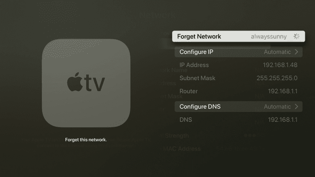 Apple TV pamiršta Wi-Fi tinklą.