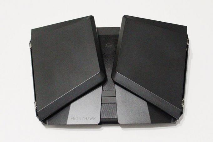 Netgear Nighthawk AX12