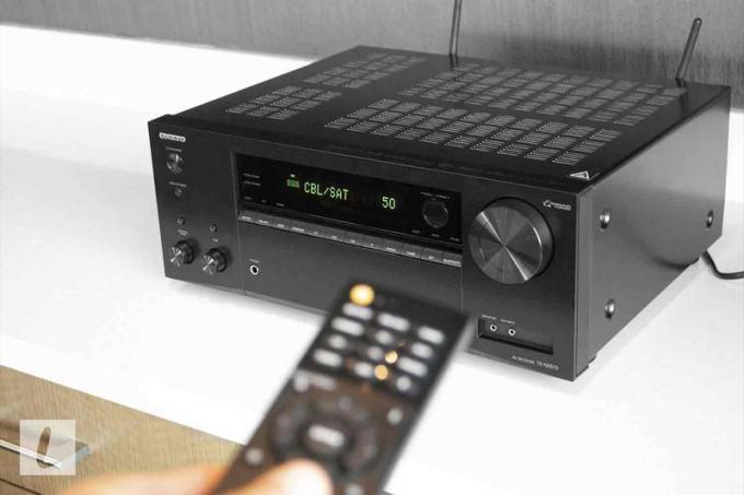 Onkyo TX-NR575 sprejemnik za domači kino