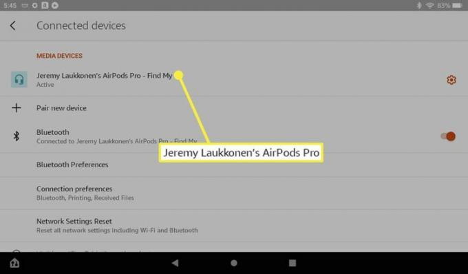AirPods, підключені до планшета Fire в меню Bluetooth.