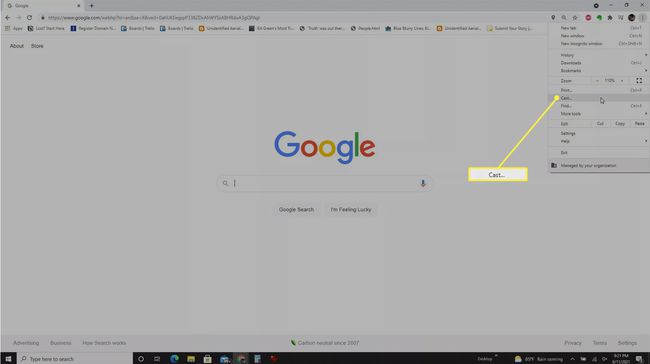 Abrindo o menu Transmitir no navegador Chrome.