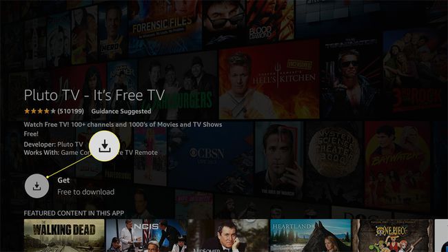 Przycisk Pobierz podświetlony w aplikacji Pluto TV na karcie Amazon Fire Stick.