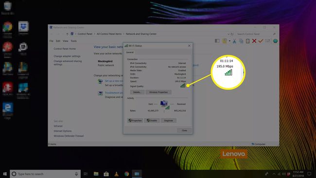 Контролна табла центра за мрежу и дељење у оперативном систему Виндовс 10 која приказује индикатор јачине Ви-Фи мреже