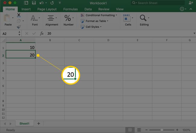 Excel pokazujący komórkę A2 z liczbą 20