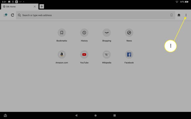Ikonet med tre prikker i Silk-browseren på en Fire-tablet