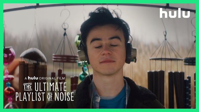 Keean Johnson i The Ultimate Playlist of Noise