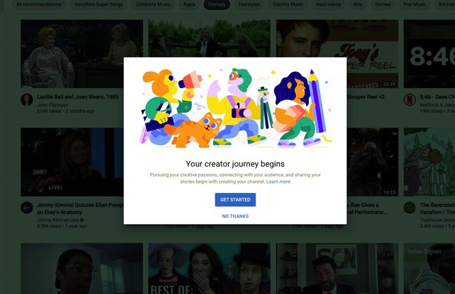Selecteer Aan de slag om je YouTube-kanaal te maken