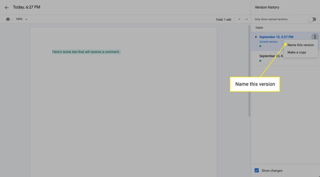 คำสั่ง " ตั้งชื่อเวอร์ชันนี้" ใน Google เอกสาร