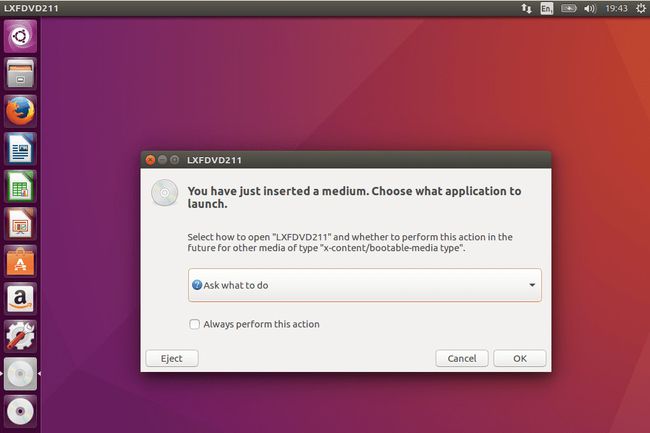 Диалоговое окно, связанное с монтированием DVD с помощью Ubuntu.