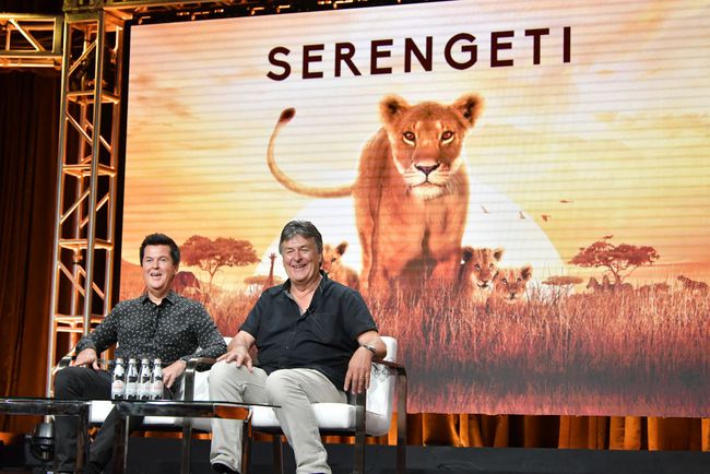  Simon Fuller และ John Downer จาก Serengeti พูดในช่วง Discovery ของ Summer 2019 Television Critics Association Press Tour 2019