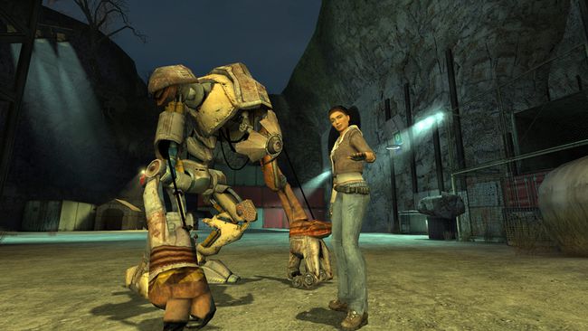 Una mujer habla con un robot en Half-Life 2 para Xbox