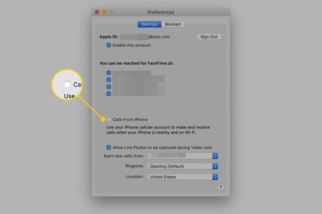 Оквир „Позиви са иПхоне-а“ у поставкама ФацеТиме-а на Мац-у