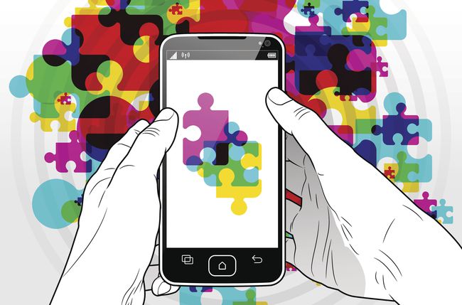 Ilustrație a unui smartphone cu piese de puzzle